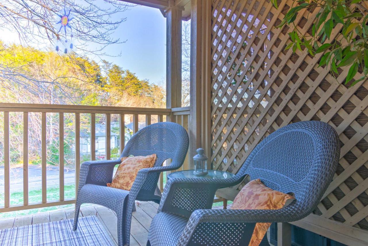 Studio With Resort Amenities 1 Mi To Lake Lure Exteriér fotografie